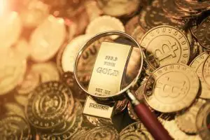 Bitcoin Or Gold - Which One of These Should You Invest In 2022?