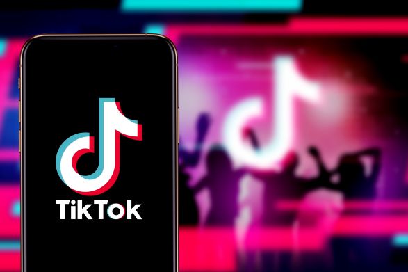 TikTok: ‘By the Way He is Safe With Me’ Explained and Lyrics